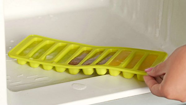 Grids Stick Shape Ice Tray for Home, School and Summers